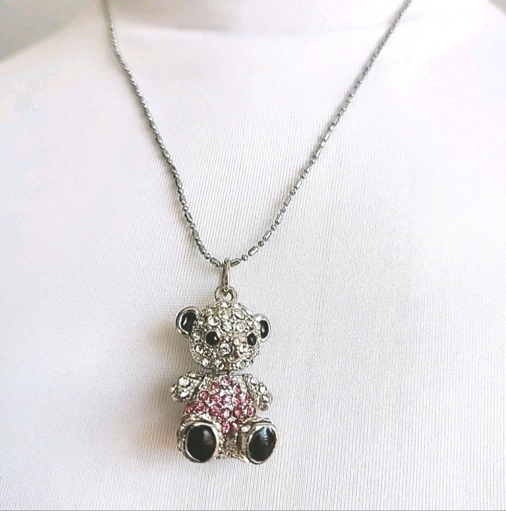 Silver-toned Crystal/Rhinestone Teddy Bear Pendant Necklace With Movable Head S